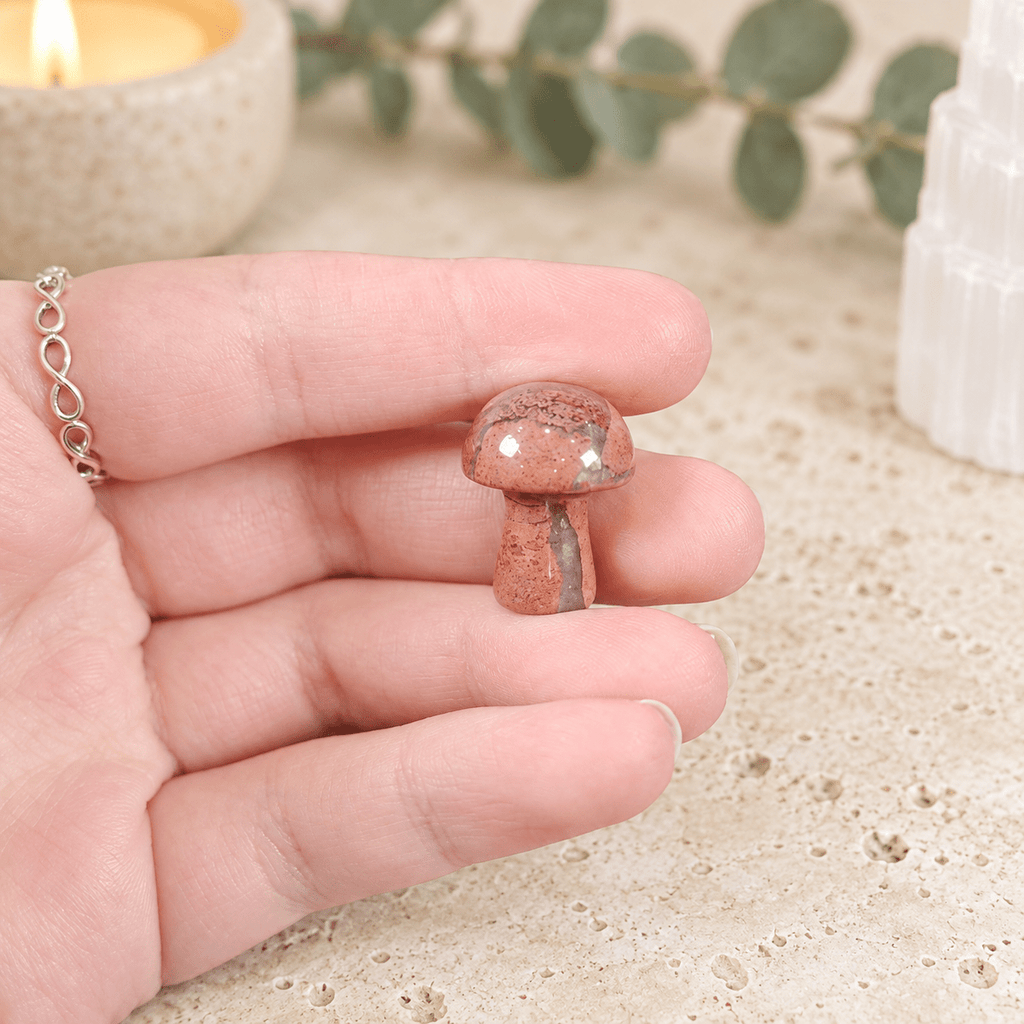 Red Jasper 2cm Gemstone Mushroom