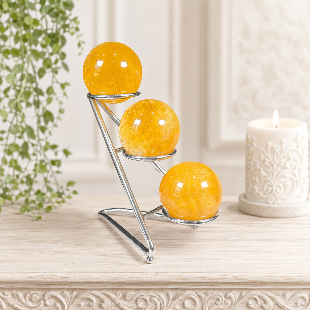Silver 3 Sphere Tiered Metal Stand