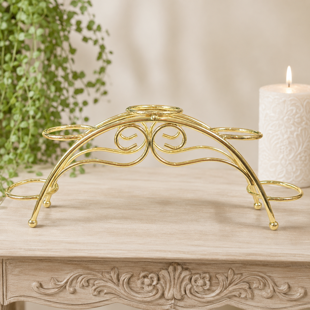 Gold 5 Sphere Arch Metal Stand