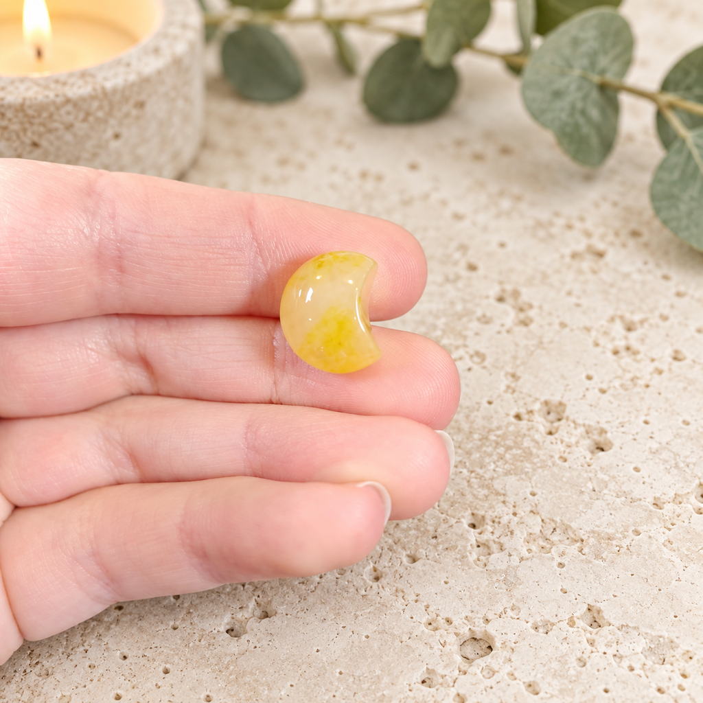 Yellow Aventurine 1.5cm Gemstone Moon