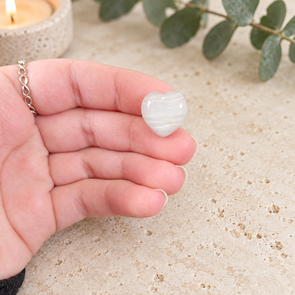 White Agate 1.5cm Gemstone Heart