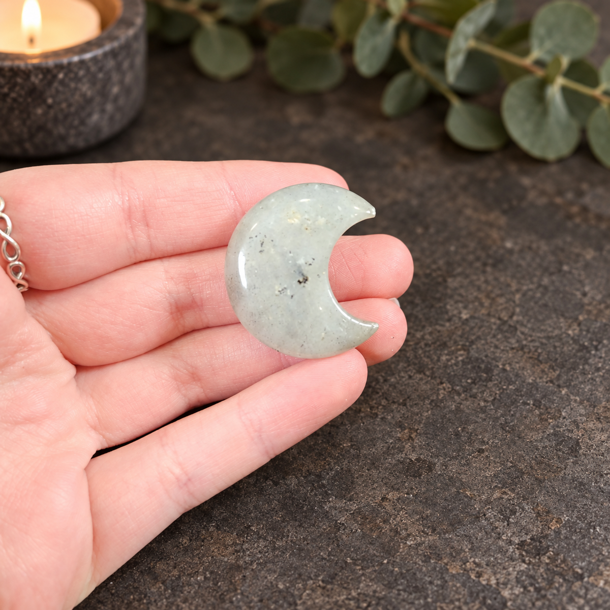 3cm Labradorite Gemstone Moon