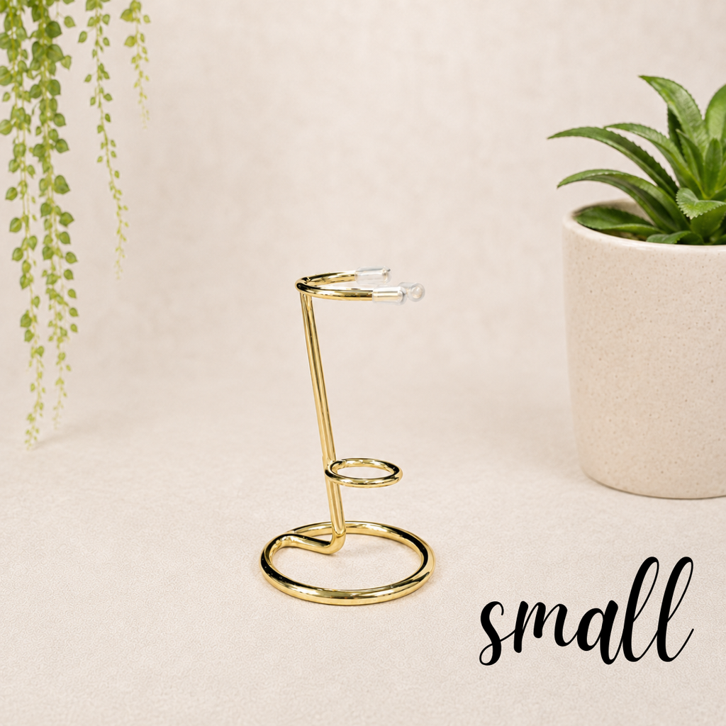 Small Gold Metal Wand Stand