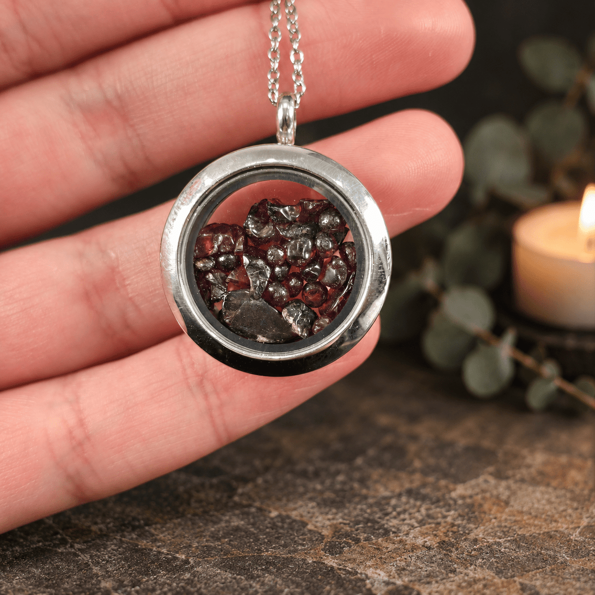 50cm Garnet Chip Necklace