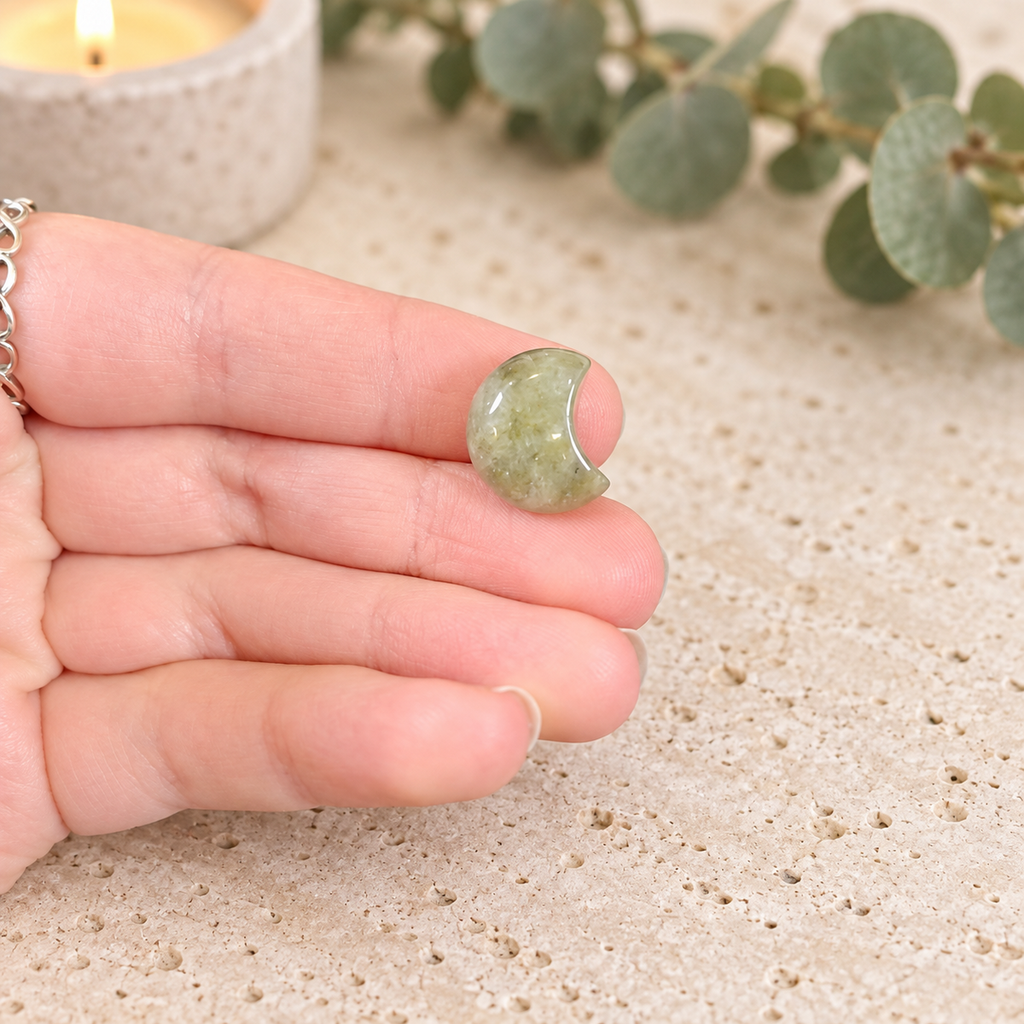 Labradorite 1.5cm Gemstone Moon