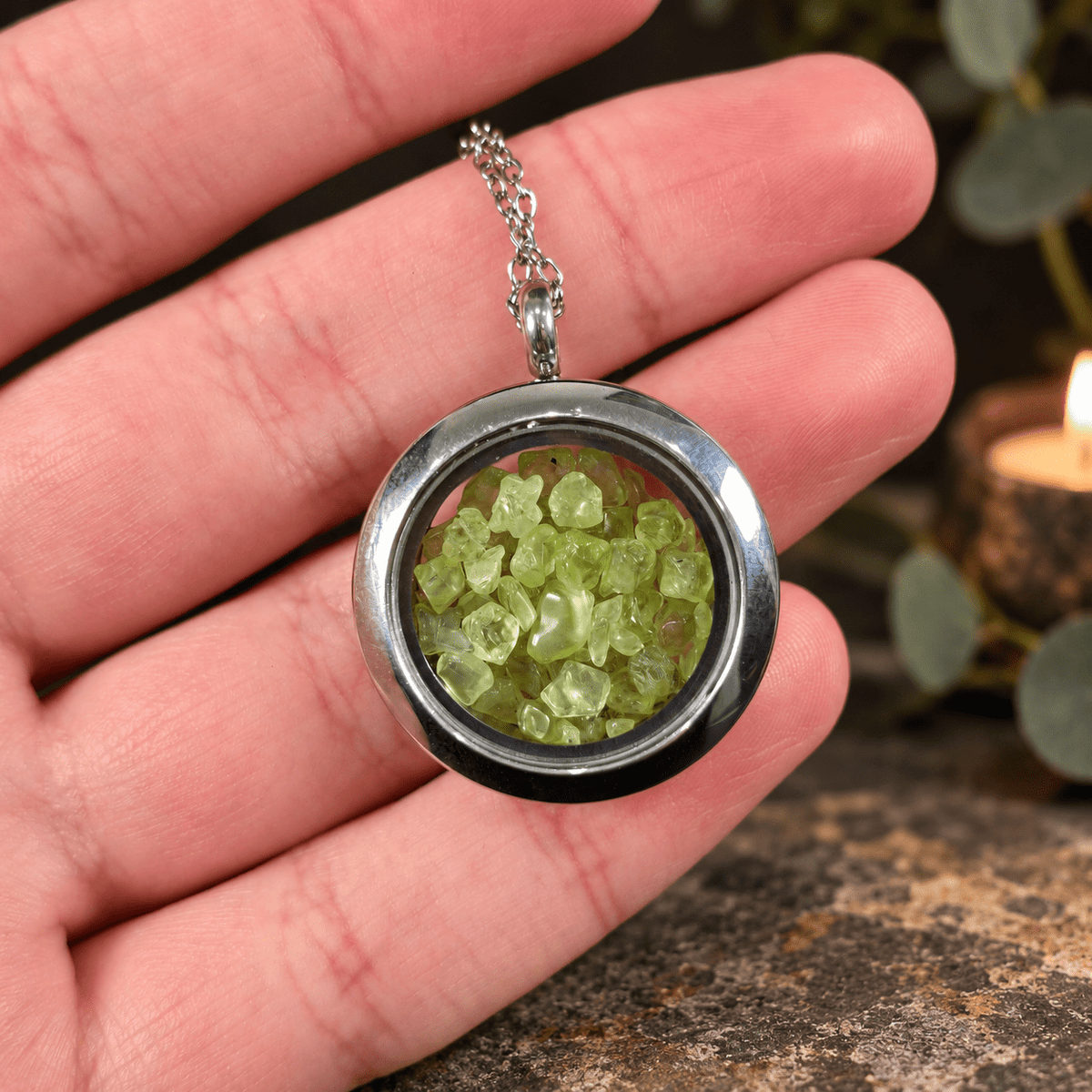 50cm Peridot Chip Necklace