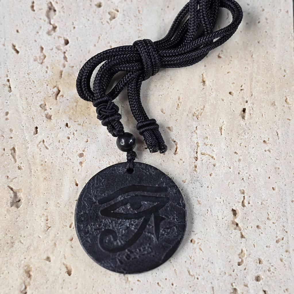 3.5cm Eye of Horus Shungite Adjustable Necklace